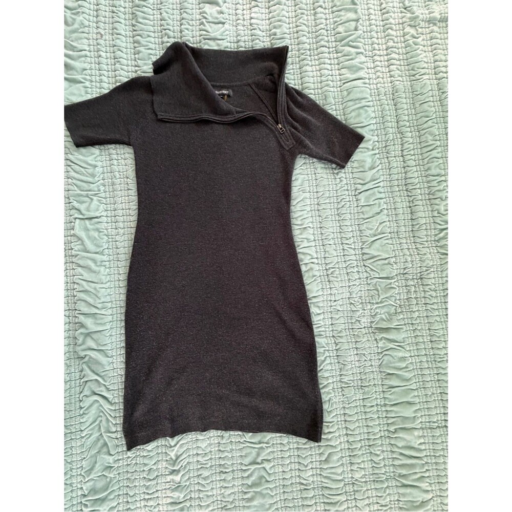 Ellen Tracy Black Short Sleeve Zip-Detail Knit Mini Dress-Med